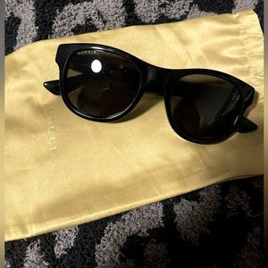 Womens Gucci sunglasses
